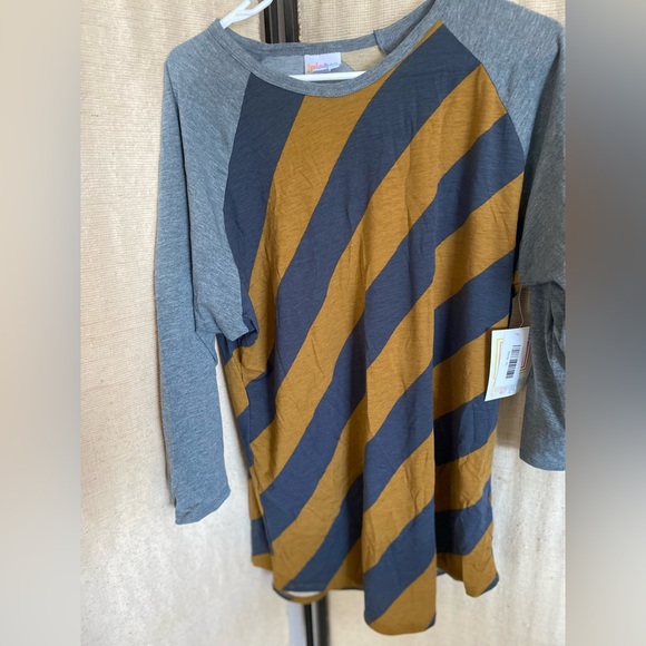 NWT 2 Lot LuLaRoe Randy Baseball Tees Leaves Stripes  Size XL - Picture 4 of 6